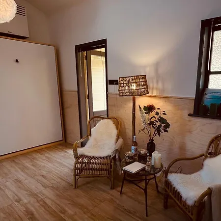 41 Nh Apartment